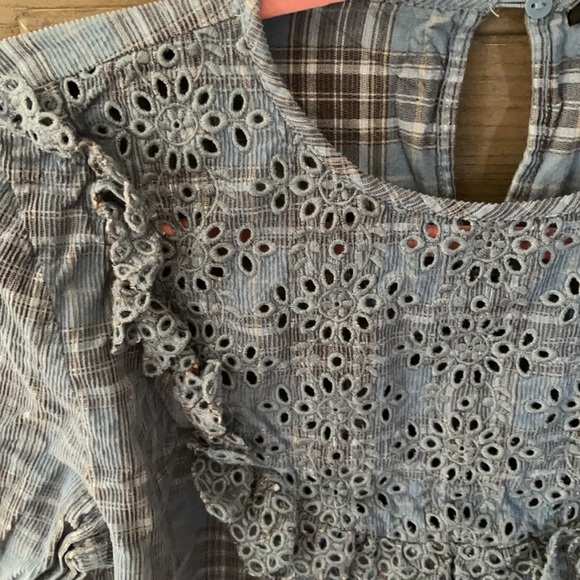 Zara Plaid Velvet Eyelet Detailed Top, size M - Picture 2 of 6